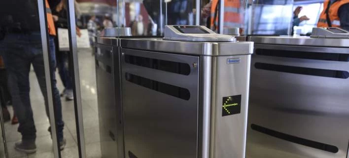 Βανδαλισμοί στον ηλεκτρικό σταθμό του Περισσού -Εσπασαν ακυρωτικά μηχανήματα